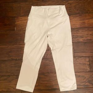 Cropped, white, buttery soft lulu leggings.